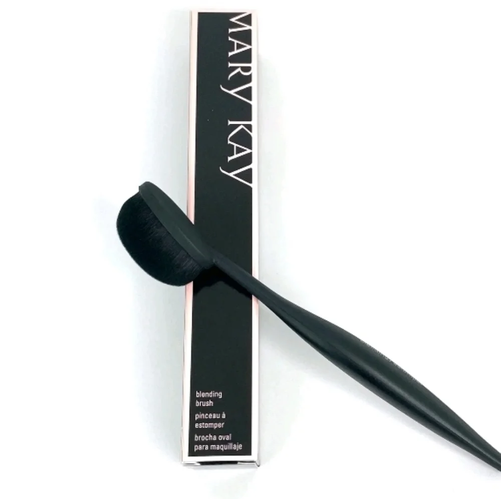 Mary kay blending brush‎ black